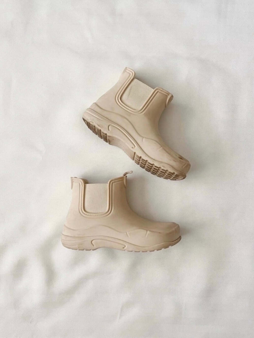 Zara Kids Chelsea Rain Boots in Cream